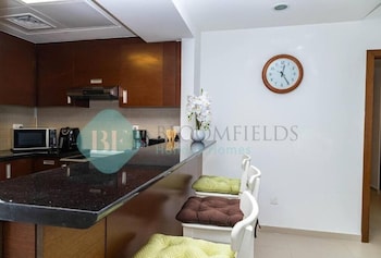 Bloomfields 1Br Sky View At Gate Tower,,0 star