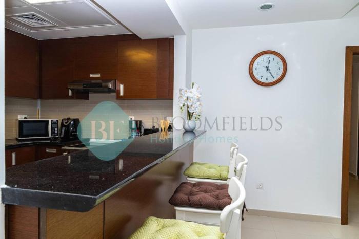 bloomfields 1br sky view at gate tower