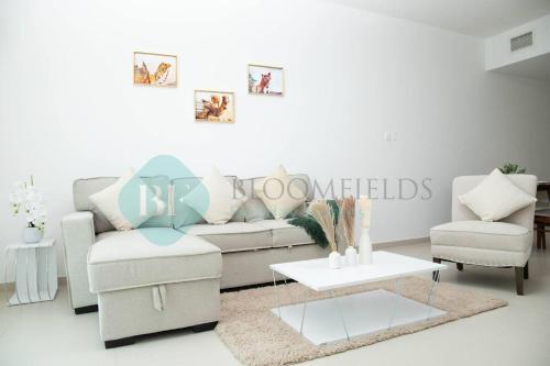 bloomfields 1br sky view at gate tower