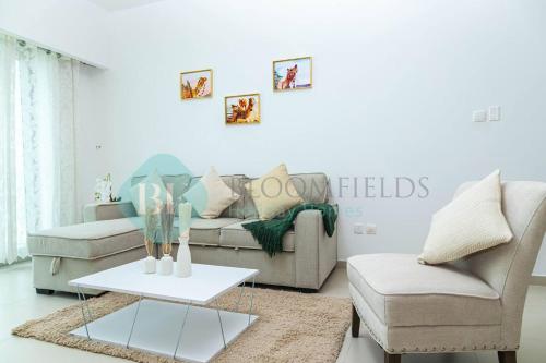 bloomfields 1br sky view at gate tower