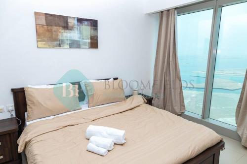 bloomfields 1br sky view at gate tower