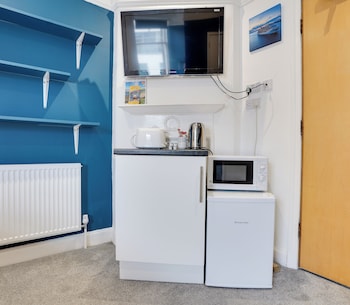 Homesly Guest Rooms - Self Checkin,,2 star