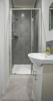 homesly guest rooms self checkin