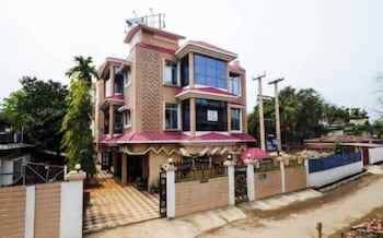 Sree Sai Guest House,,3 star