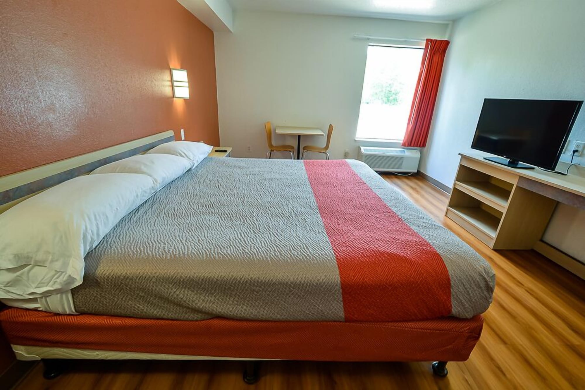 motel 6 greensboro nc airport