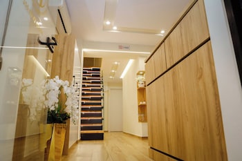 Hotel Petite Maison Hermes,,3 star