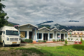friendship inn hotel and resorts