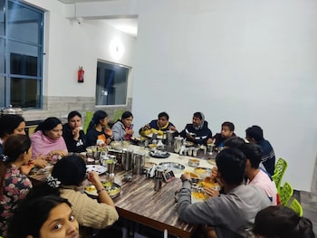 friendship inn hotel and resorts