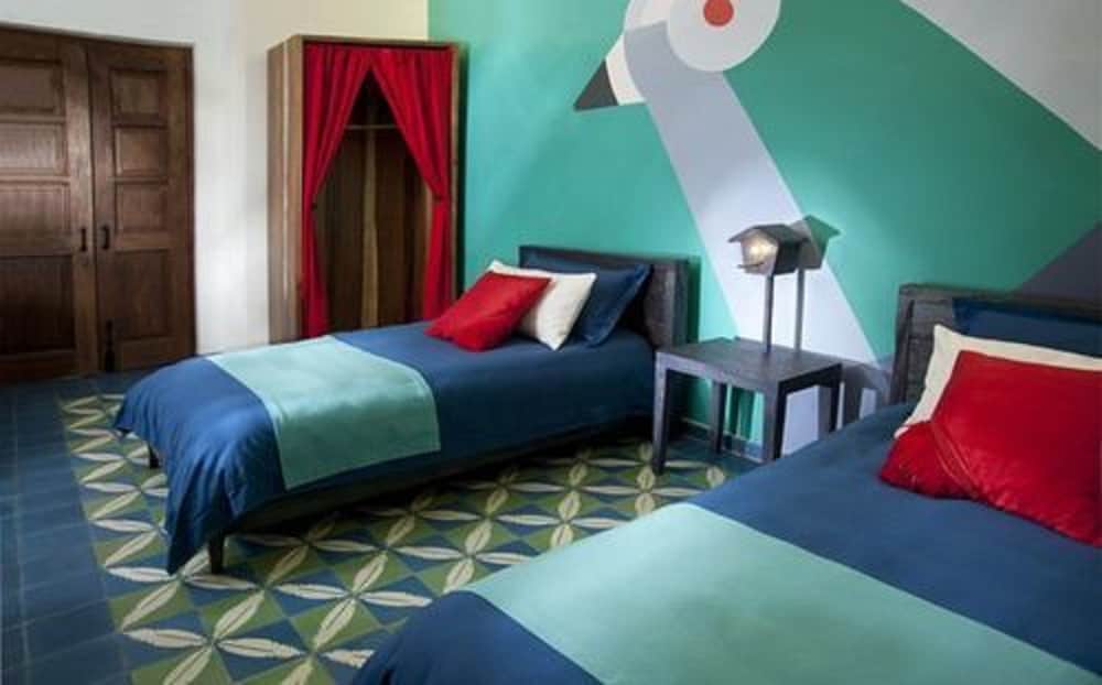 del carmen concept hotel
