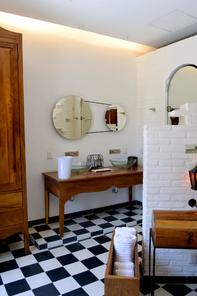 del carmen concept hotel