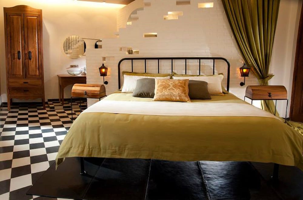 del carmen concept hotel