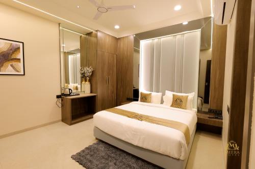 The Meera Hotel,,3 star