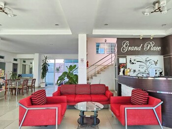 Grand Place Resort,,2 star