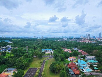 country garden danga bay by widebed jb