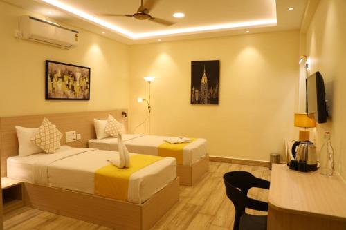 Hotel Green Parrot,,3 star