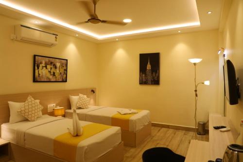 Hotel Green Parrot,,3 star