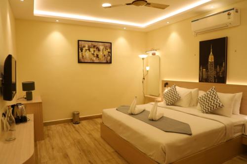 Hotel Green Parrot,,3 star