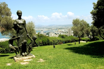 dan panorama haifa