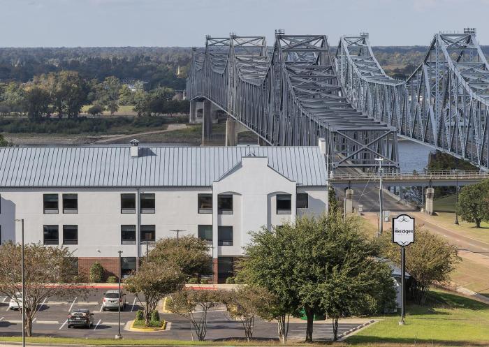 natchez