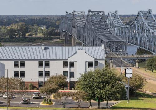 natchez