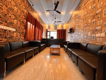 The Kempty Fall Resort,,2 star