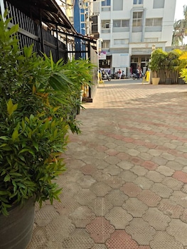 royal parisian residency