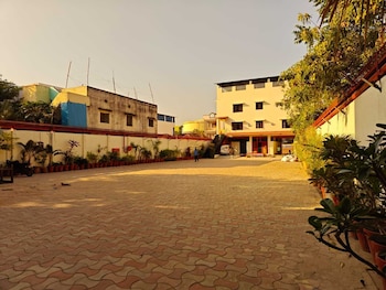 royal parisian residency