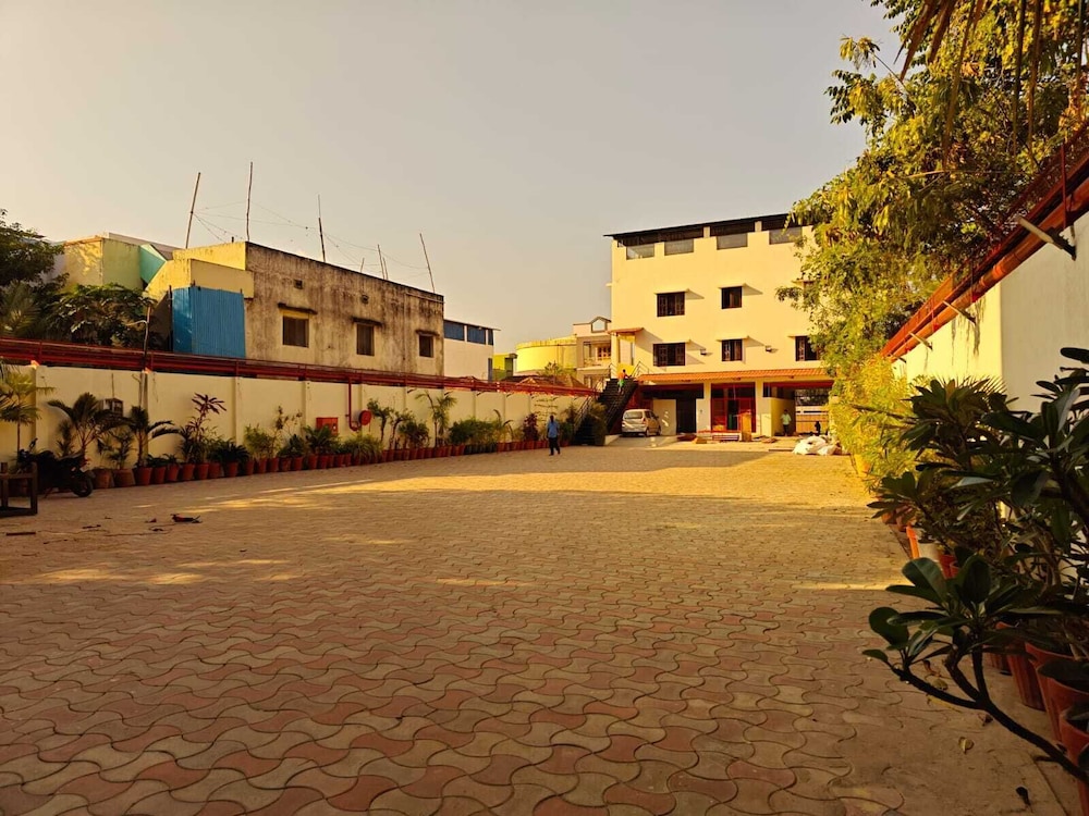 royal parisian residency