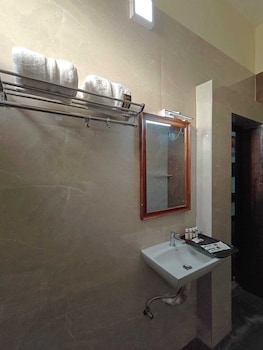 royal parisian residency