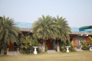 sparrow farms and resort