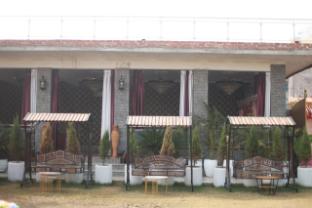 sparrow farms and resort