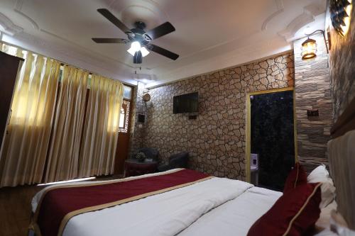 sparrow farms and resort