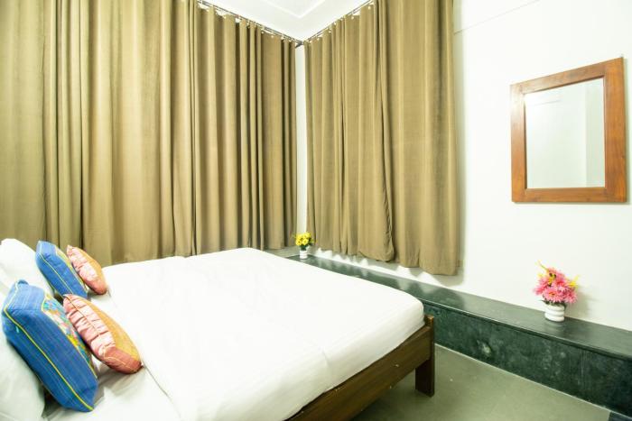 opulent antique 6br villa in gurugram