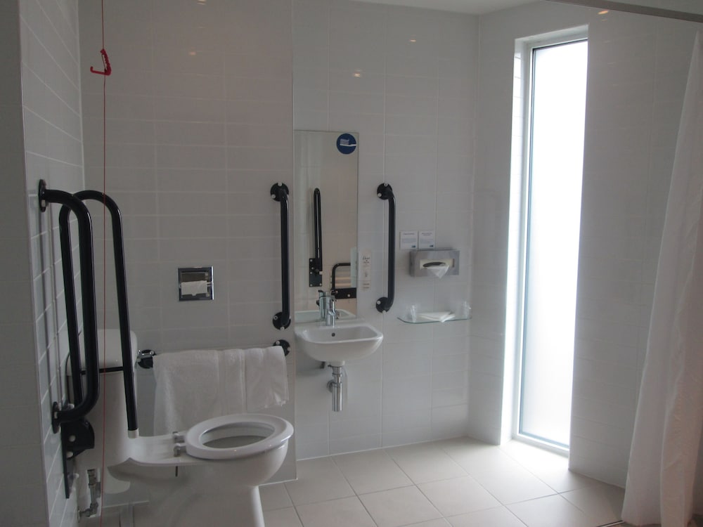 holiday inn express manchester cc oxford road by ihg