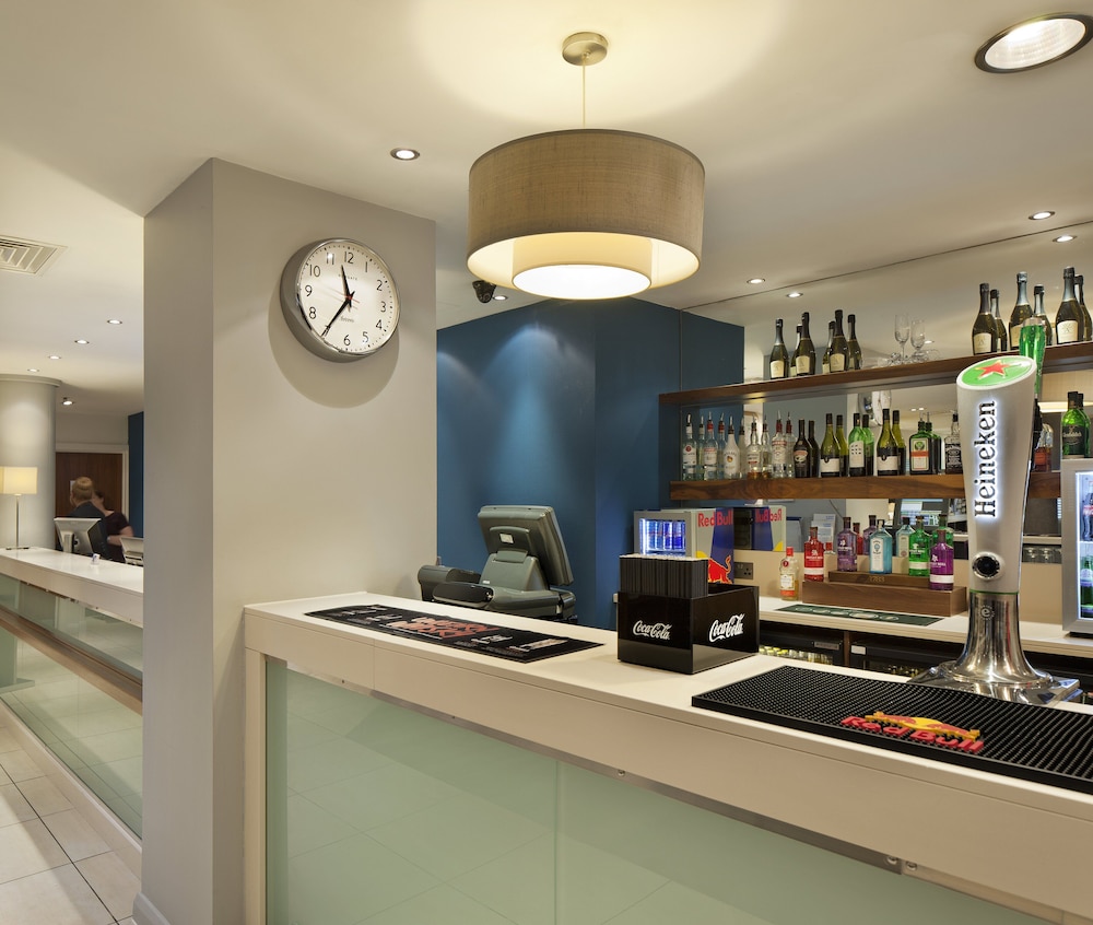 holiday inn express manchester cc oxford road by ihg