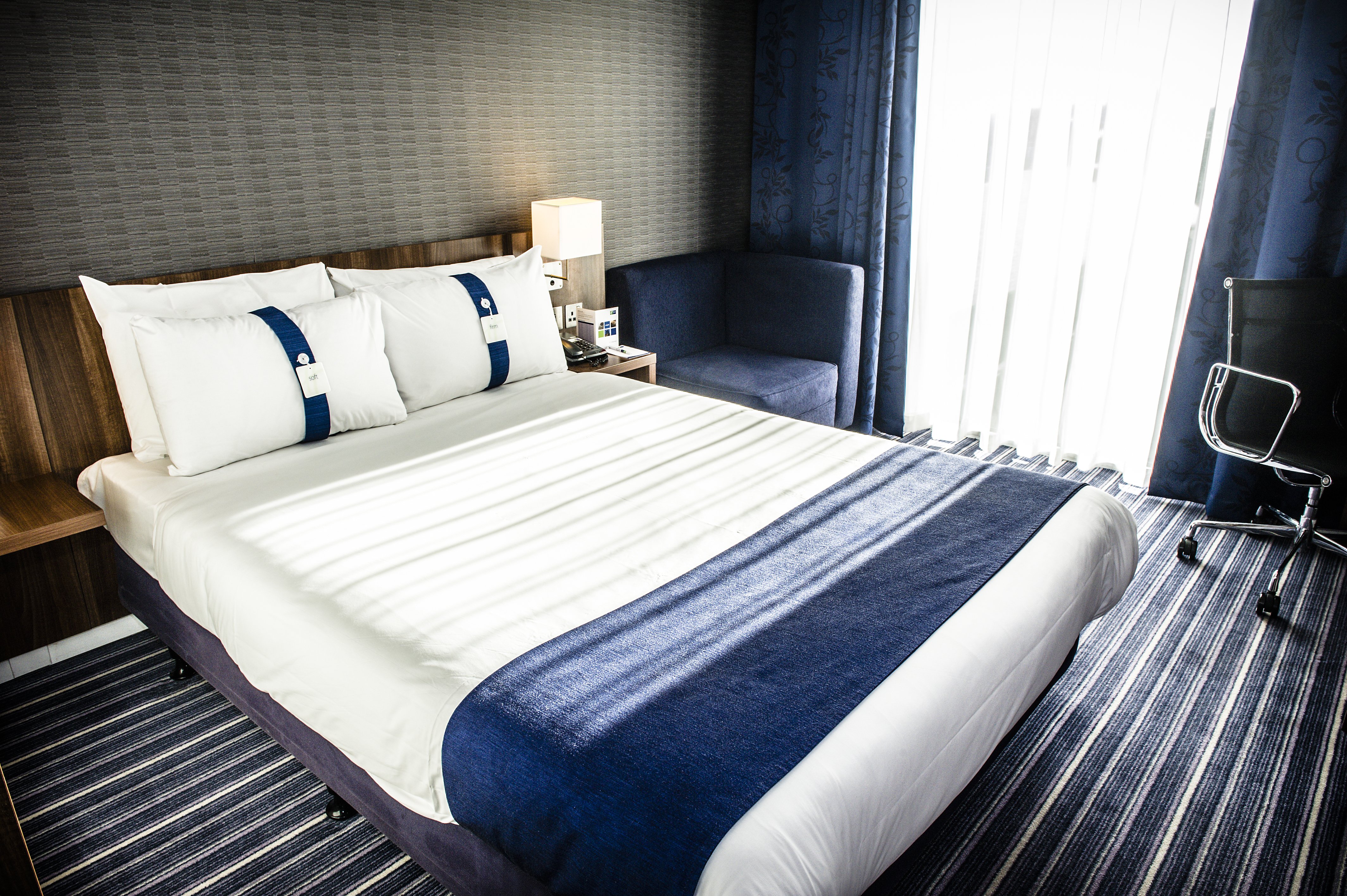 holiday inn express manchester cc oxford road by ihg