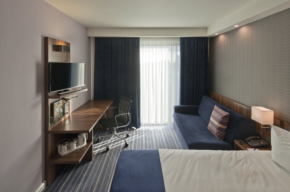 holiday inn express manchester cc oxford road by ihg