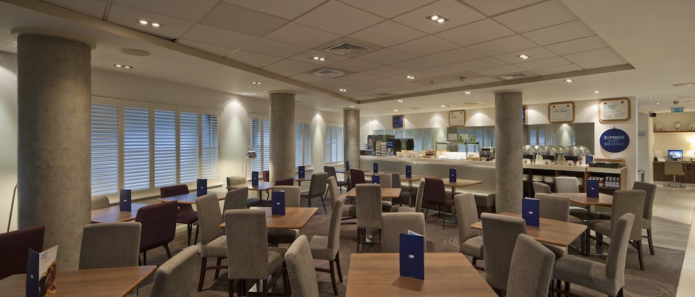 holiday inn express manchester cc oxford road by ihg
