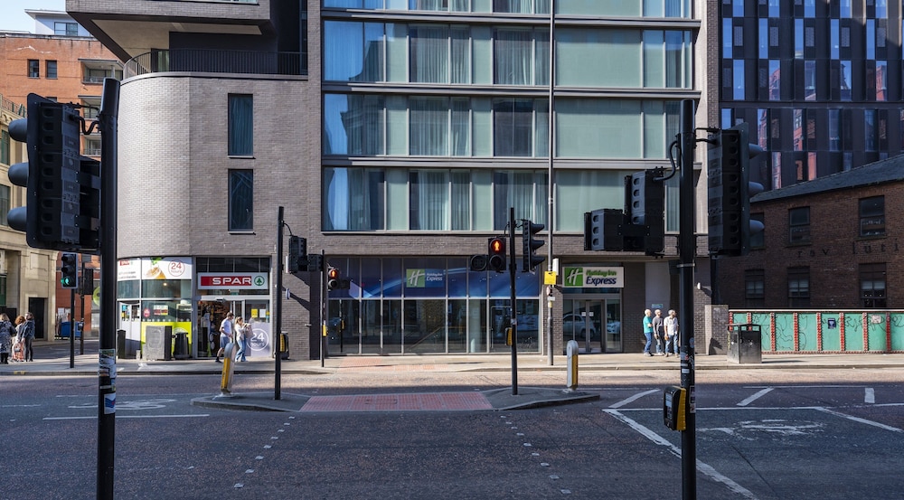 holiday inn express manchester cc oxford road by ihg