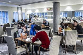 holiday inn express manchester cc oxford road by ihg