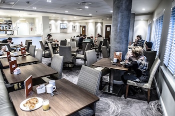 holiday inn express manchester cc oxford road by ihg