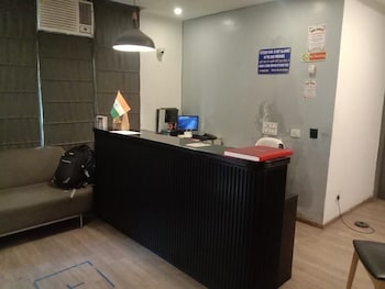 hotel royal india dlf phase 2