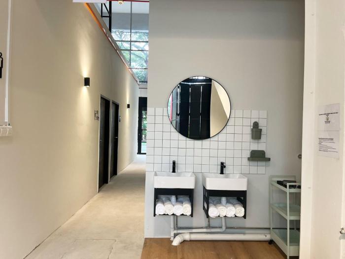code hostel at lavender