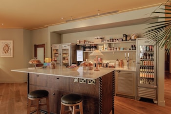 Wilde Cambridge City Centre,,2 star