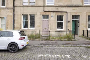 splendid 2bed apt near haymarket