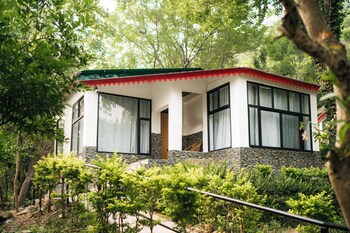 ama stays and trails writers hill nahan sirmaur himachal