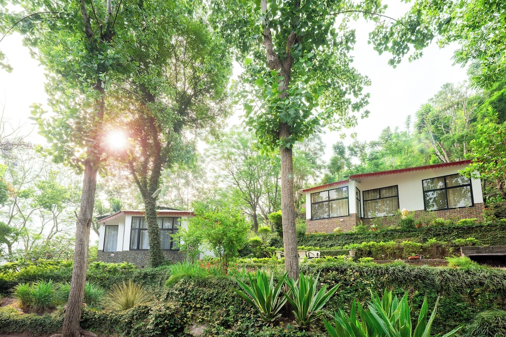 ama stays and trails writers hill nahan sirmaur himachal