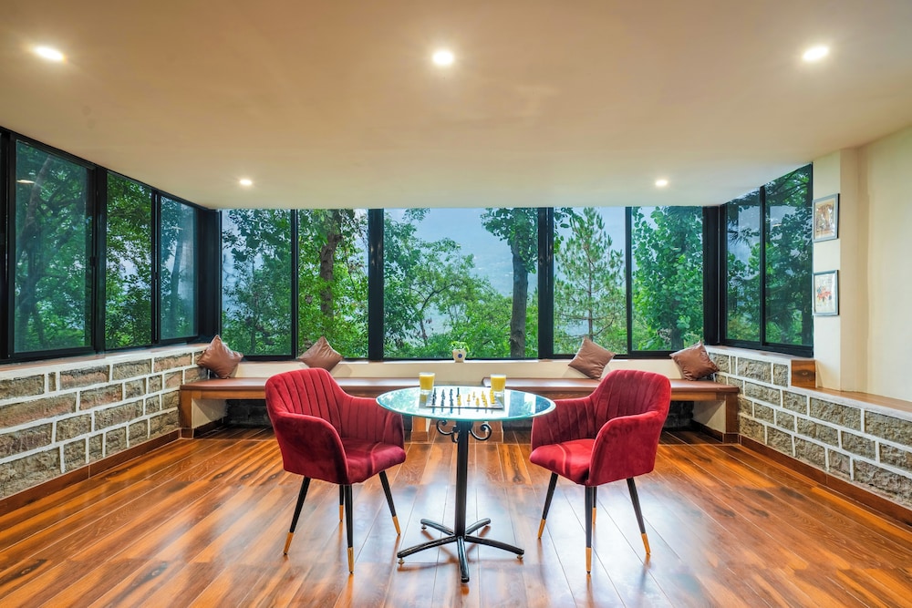 ama stays and trails writers hill nahan sirmaur himachal