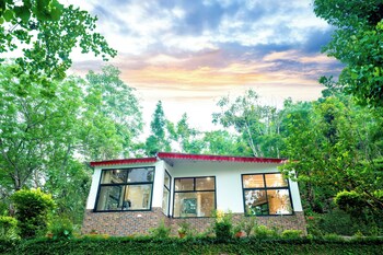 ama stays and trails writers hill nahan sirmaur himachal