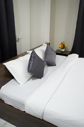 dwaraka heaven luxury rooms